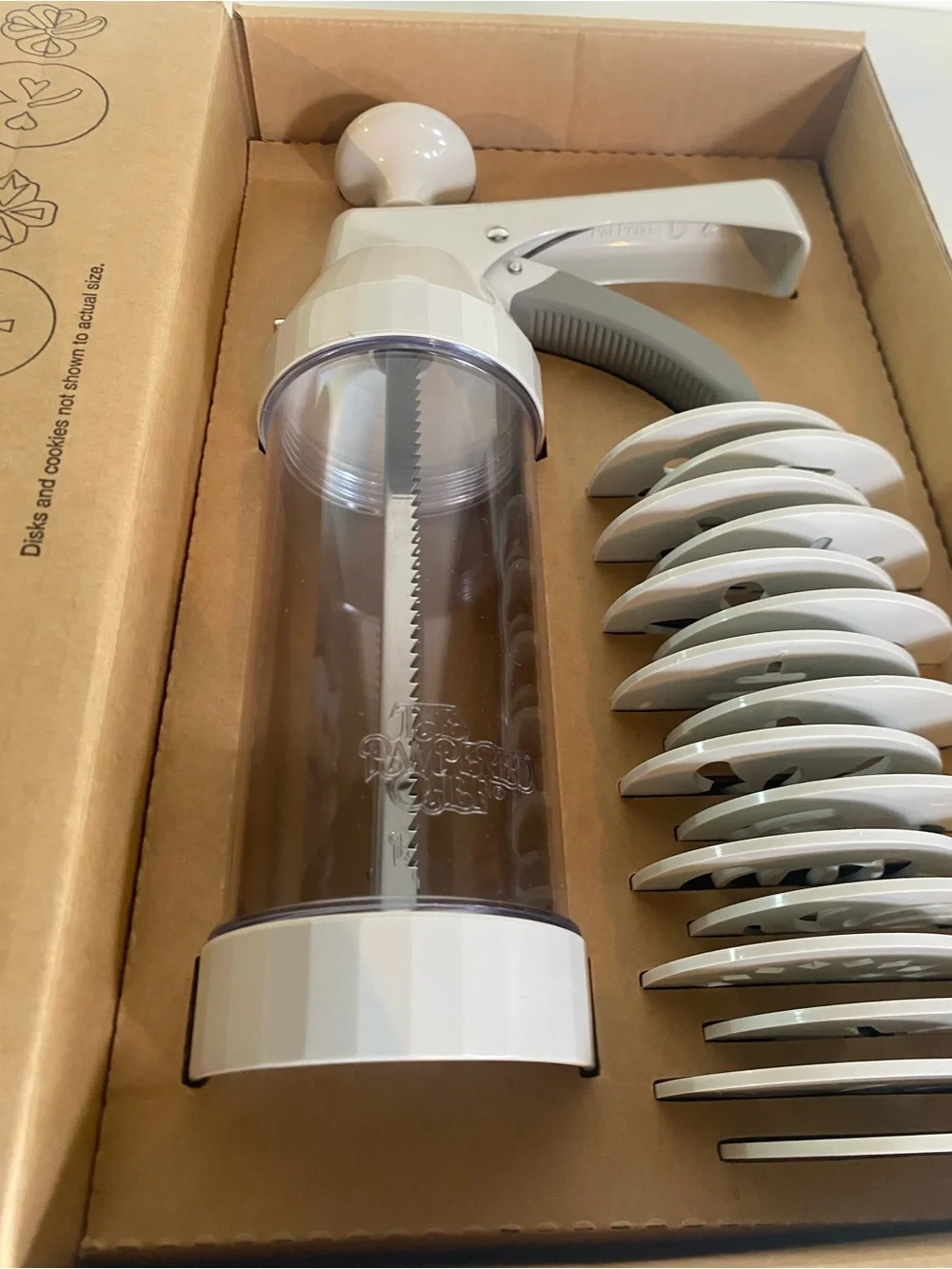 NIB Pampered Chef Spritz Cookie Press (Model 1525)
